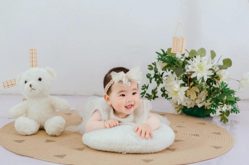 阳春怀孕肚脐眼凸出来
